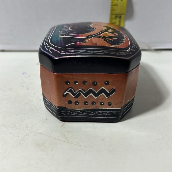 Soap Stone Hippo Trinket Box 4x3x21/2 - Picture 5 of 7